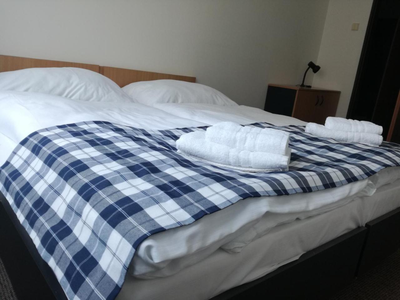 Hotel Hlaska Zlenice Luaran gambar